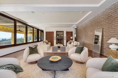 Living - 3003 Castle Rd, Sonoma, CA 95476 photo 2 of 4
