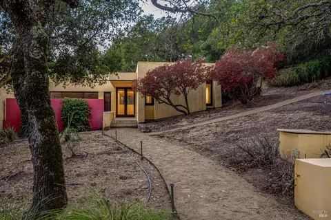 Exterior - 3003 Castle Rd, Sonoma, CA 95476 photo 4 of 16