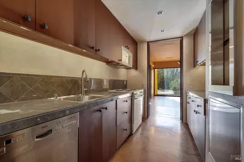 Kitchen - 3003 Castle Rd, Sonoma, CA 95476 photo 5 of 5