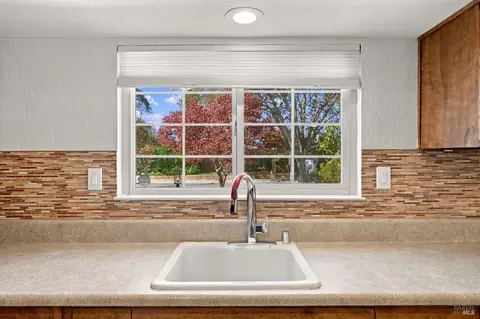 Kitchen - 858 Brentwood Ave, Vallejo, CA 94591 photo 2 of 4