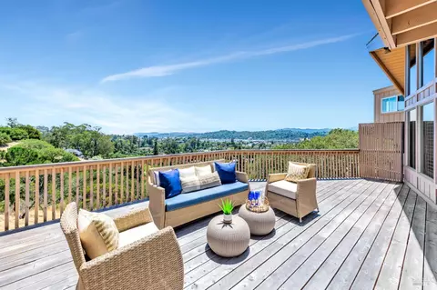155 Dominican Dr, San Rafael, CA 94901