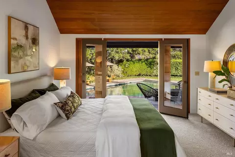 Bedroom - 1680 High School Rd, Sebastopol, CA 95472 photo 1 of 4