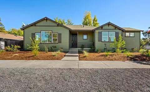 990 Keegan Dr, Santa Rosa, CA 95407