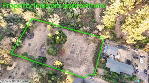2320 Road K Rd, Redwood Valley, CA 95470
