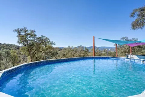 Exterior - 2441 Redemeyer Rd, Ukiah, CA 95482 photo 4 of 13