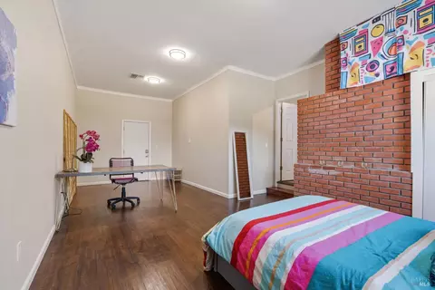 Bedroom - 2441 Redemeyer Rd, Ukiah, CA 95482 photo 4 of 5