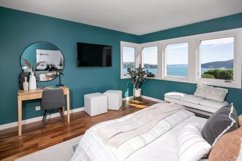 Bedroom - 31 Edwards Ave, Sausalito, CA 94965 photo 4 of 5