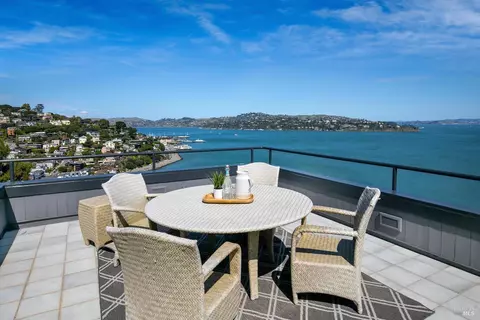 View/Area - 31 Edwards Ave, Sausalito, CA 94965 photo 5 of 12