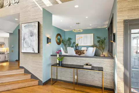 Entry Way - 31 Edwards Ave, Sausalito, CA 94965 photo 1 of 2