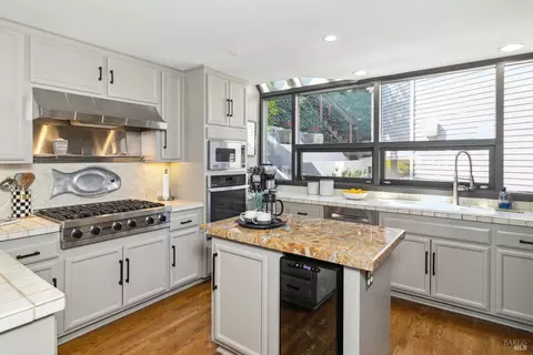 Kitchen - 31 Edwards Ave, Sausalito, CA 94965 photo 1 of 3