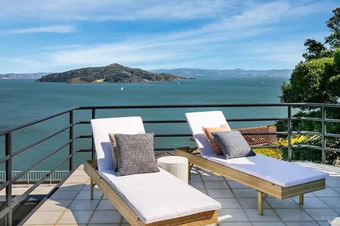 View/Area - 31 Edwards Ave, Sausalito, CA 94965 photo 4 of 12