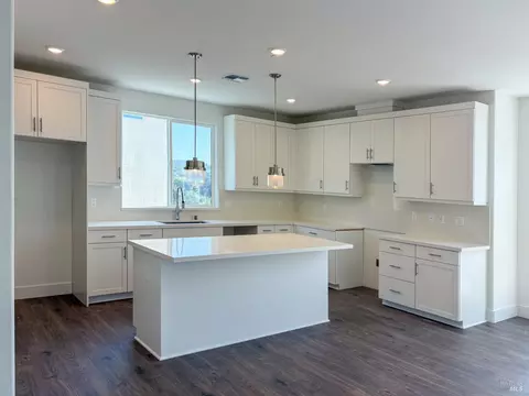 2296 Village Loop, Pinole, CA 94564 photo 4