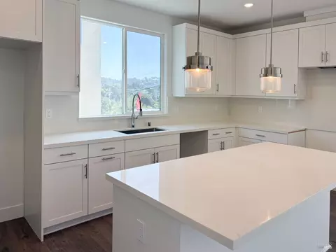 2296 Village Loop, Pinole, CA 94564 photo 5