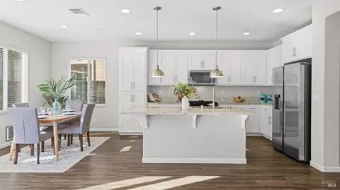 Kitchen - 270 Heritage Ln, Dixon, CA 95620 photo 2 of 4