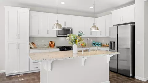 Kitchen - 270 Heritage Ln, Dixon, CA 95620 photo 1 of 4