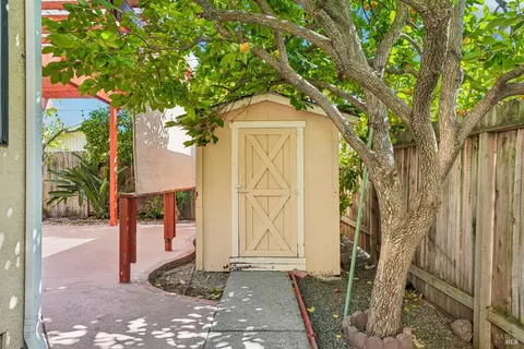 Exterior - 3018 Pinyon Ct, Fairfield, CA 94533 photo 10 of 10
