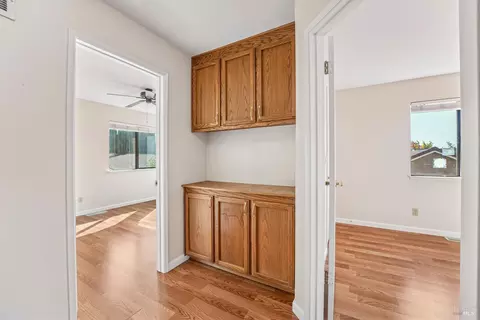 Entry Way - 3018 Pinyon Ct, Fairfield, CA 94533 photo 6 of 6