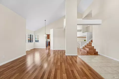 Living - 3018 Pinyon Ct, Fairfield, CA 94533 photo 4 of 12