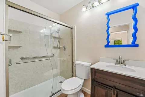 Bath - 3018 Pinyon Ct, Fairfield, CA 94533 photo 1 of 5