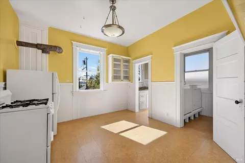 Kitchen - 635-637 Georgia St, Vallejo, CA 94590 photo 5 of 6