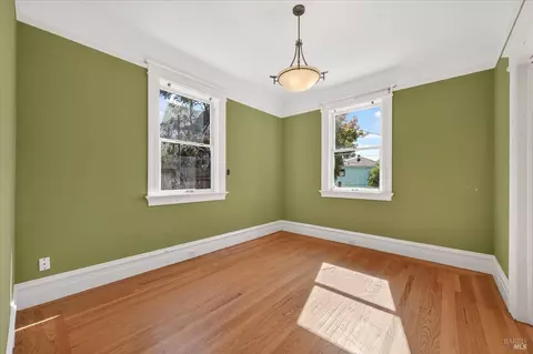 Bedroom - 635-637 Georgia St, Vallejo, CA 94590 photo 2 of 4