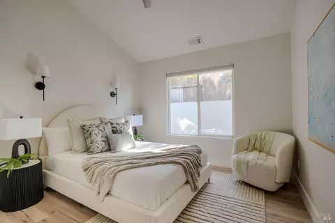 Bedroom - 106 Quarry Dr, Napa, CA 94559 photo 1 of 3
