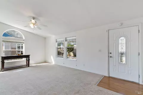 100 Lemon Tree Cir, Vacaville, CA 95687 photo 6