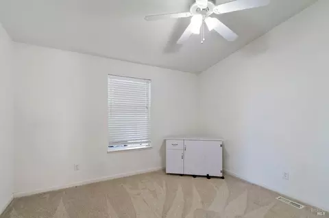 100 Lemon Tree Cir, Vacaville, CA 95687 photo 13