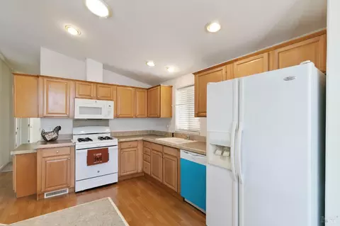 100 Lemon Tree Cir, Vacaville, CA 95687 photo 10