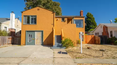 Exterior - 426 Glenn St, Vallejo, CA 94590 photo 2 of 9
