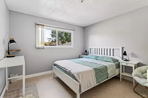 Bedroom - 8458-8460 Loretto Ave, Cotati, CA 94931 photo 5 of 6