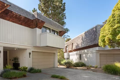 137 Knollwood Dr, San Rafael, CA 94901