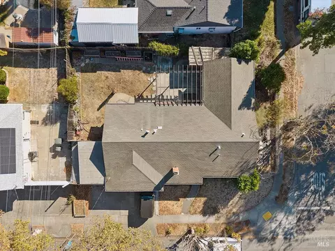 View/Area - 1160 Oakwood Ave, Vallejo, CA 94591 photo 1 of 5