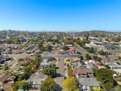 View/Area - 105 Morningside Ave, Vallejo, CA 94590 photo 4 of 4
