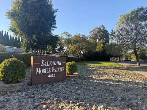 113 Robin St, Napa, CA 94558 photo 2