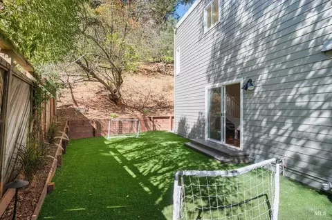 Exterior - 436 Live Oak Dr, Mill Valley, CA 94941 photo 14 of 19