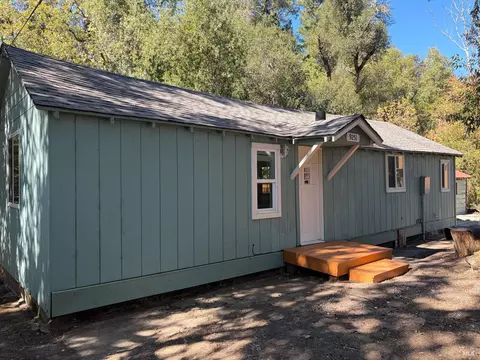 9251 N State St, Redwood Valley, CA 95470