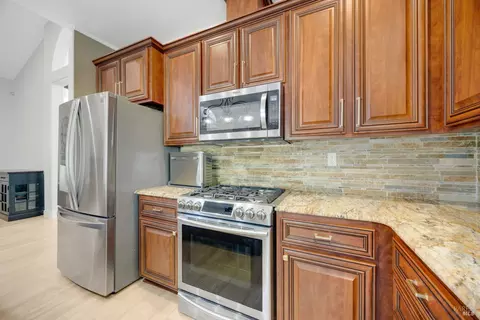 Kitchen - 4041 Haven Ct, Sebastopol, CA 95472 photo 6 of 7