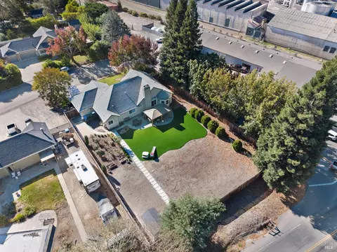 View/Area - 4041 Haven Ct, Sebastopol, CA 95472 photo 4 of 4