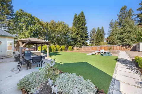 Exterior - 4041 Haven Ct, Sebastopol, CA 95472 photo 13 of 19