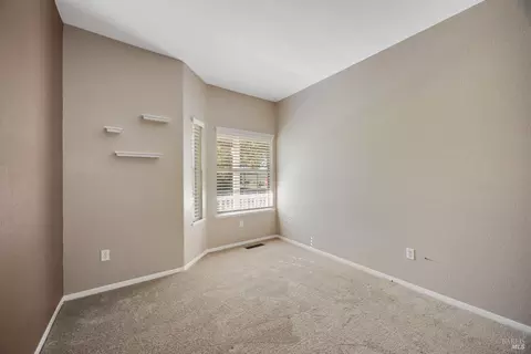 Bedroom - 4041 Haven Ct, Sebastopol, CA 95472 photo 9 of 14