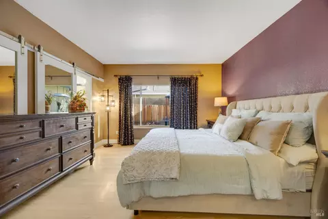 Bedroom - 4041 Haven Ct, Sebastopol, CA 95472 photo 10 of 14