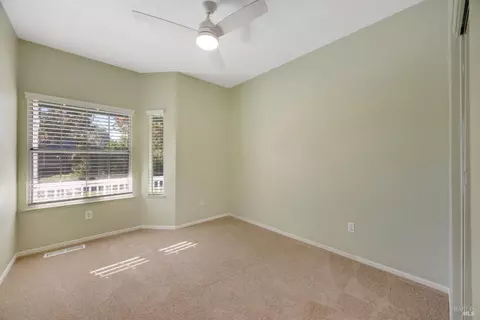 Bedroom - 4041 Haven Ct, Sebastopol, CA 95472 photo 1 of 14
