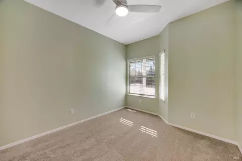Bedroom - 4041 Haven Ct, Sebastopol, CA 95472 photo 5 of 14