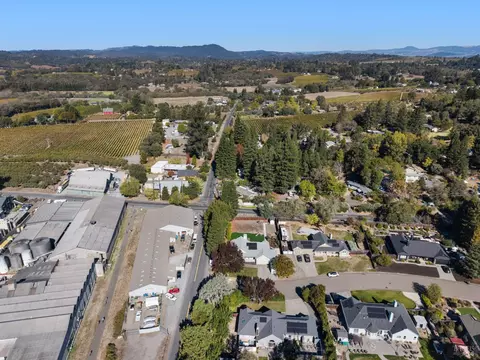 View/Area - 4041 Haven Ct, Sebastopol, CA 95472 photo 2 of 4