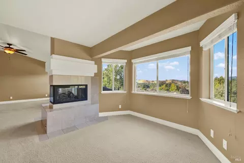 Living - 2913 Turnberry Ct, Fairfield, CA 94534 photo 24 of 24