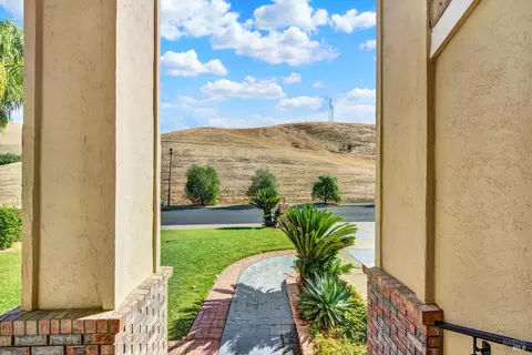 Exterior - 2913 Turnberry Ct, Fairfield, CA 94534 photo 3 of 18