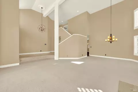 Living - 2913 Turnberry Ct, Fairfield, CA 94534 photo 10 of 24