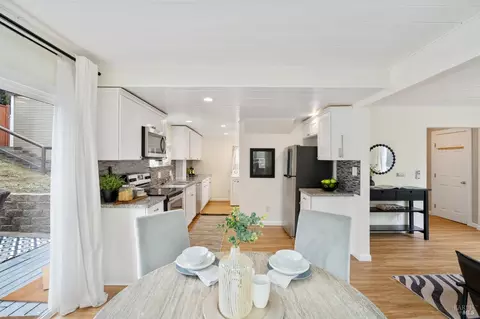 Dining - 720 Wilson Ave, Vallejo, CA 94590 photo 2 of 2