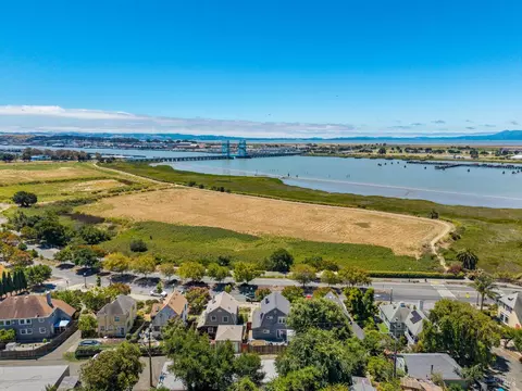 View/Area - 720 Wilson Ave, Vallejo, CA 94590 photo 7 of 7